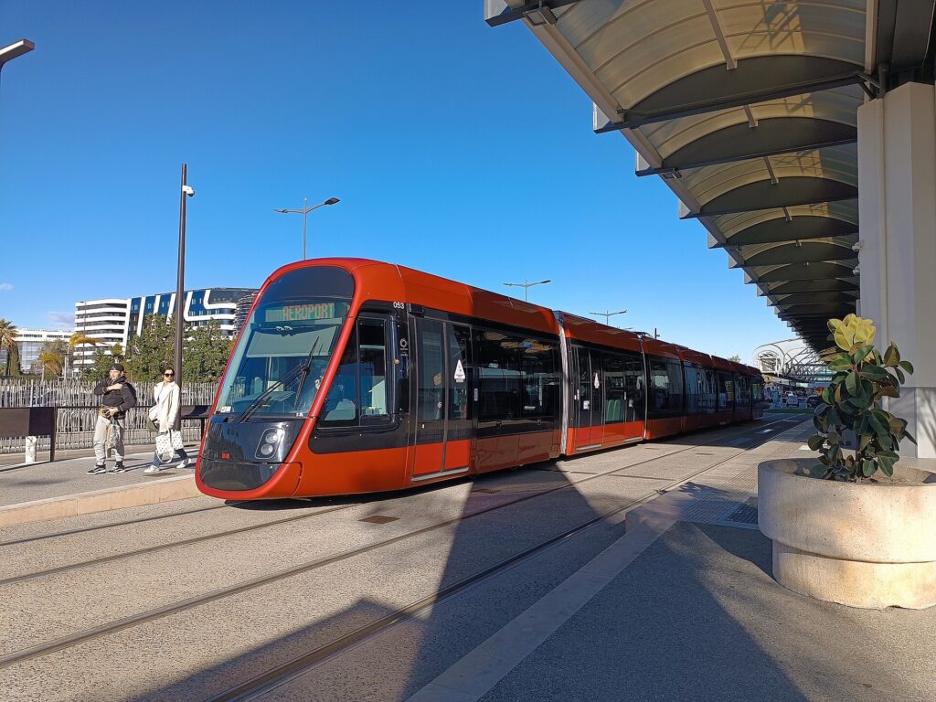 Tram line 2 at Nice Airport